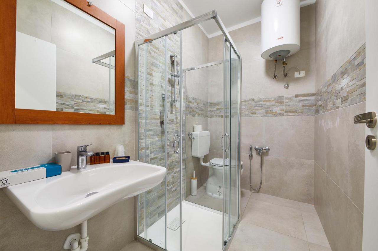 Lilium Maris Hotel بيبيوني المظهر الخارجي الصورة